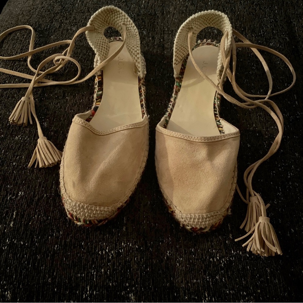(NWOT) J Crew Tan Suede ankle tie espadrilles